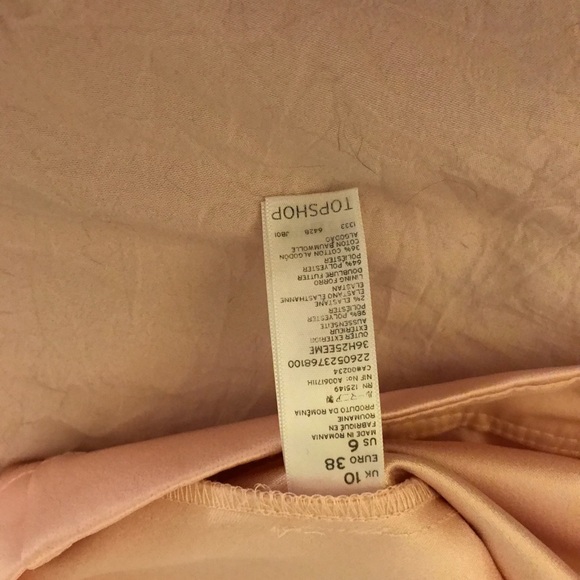 Topshop Envelope Mini Skirt in pink - Picture 6 of 7